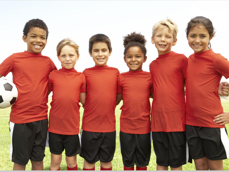 Sponsring eller digitala, effektiva reklamkampanjer? Nu behöver du inte välja längre!